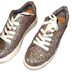 STEVE MADDEN SNEAKERS